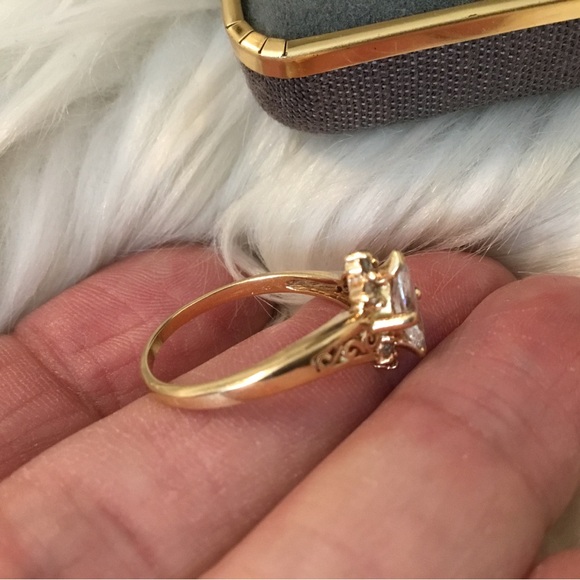 14k Yellow Gold Marquise Diamond Ring - Picture 8 of 16